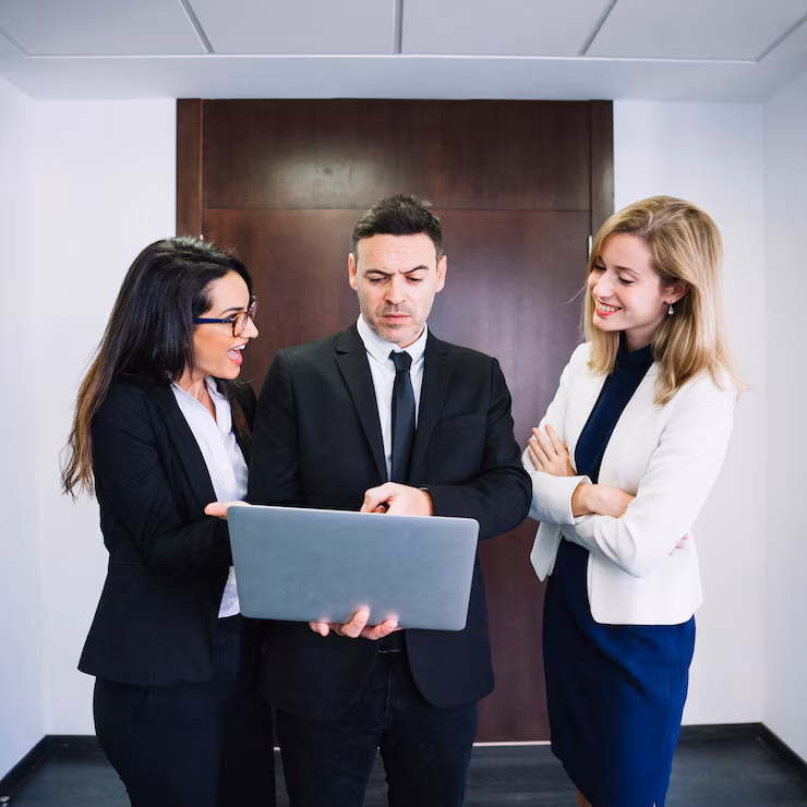 Home - Image Home corporate business people looking laptop 23 2147704564